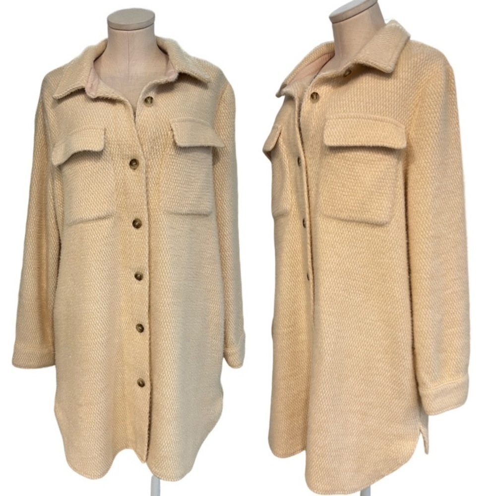 Skies Are Blue The Skye Shackleton in Blush Sweater-Jacket with Pockets